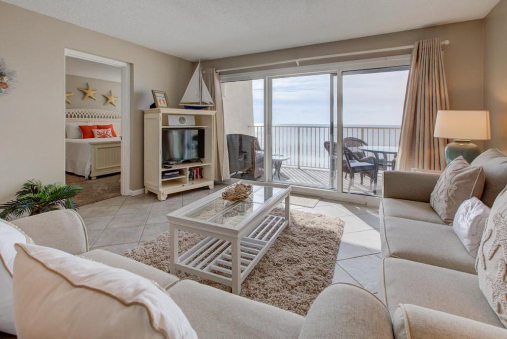 Beach House IV Destin Room photo